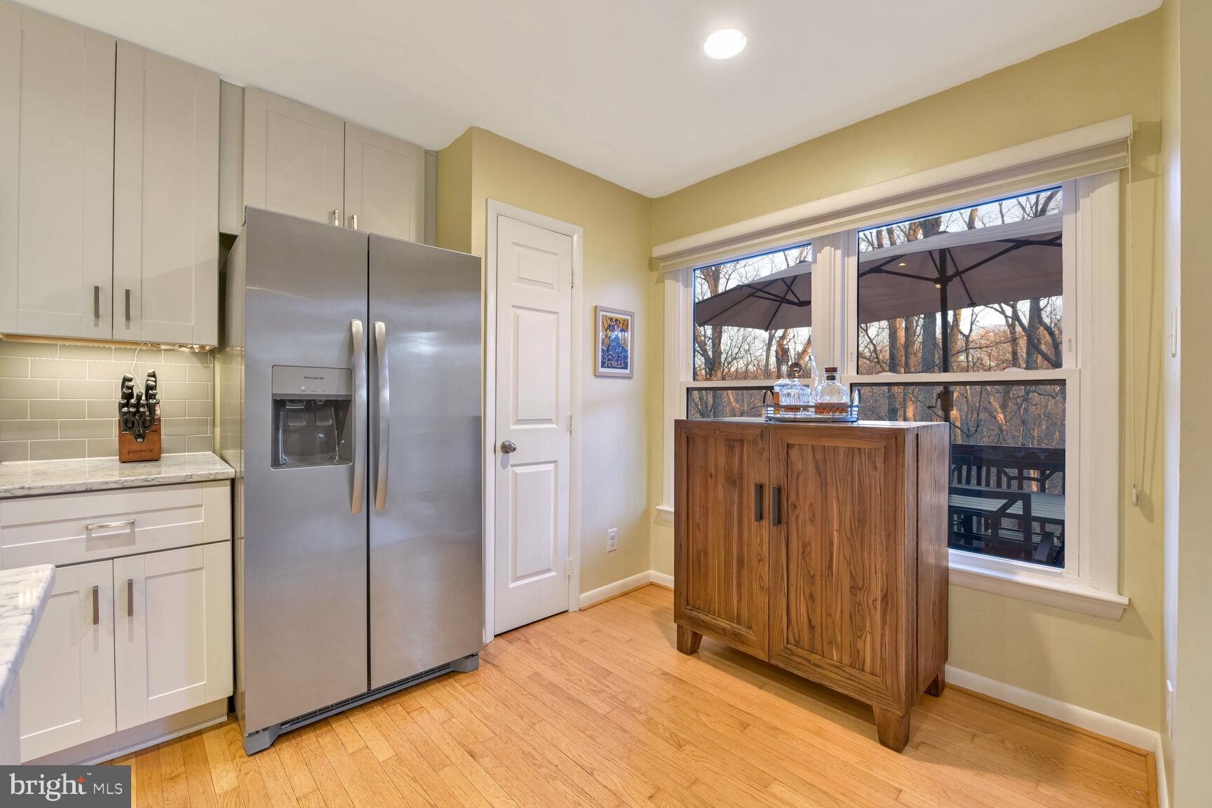 1642 Oak Spring Way Reston, VA 20190 - Photo 9 of 30 Breakfast Area