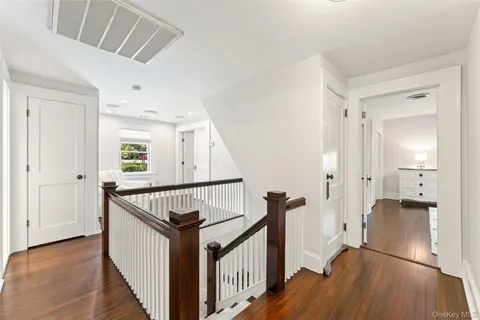 $1,400,000 | 211 Strawtown Road, West Nyack, NY 10994