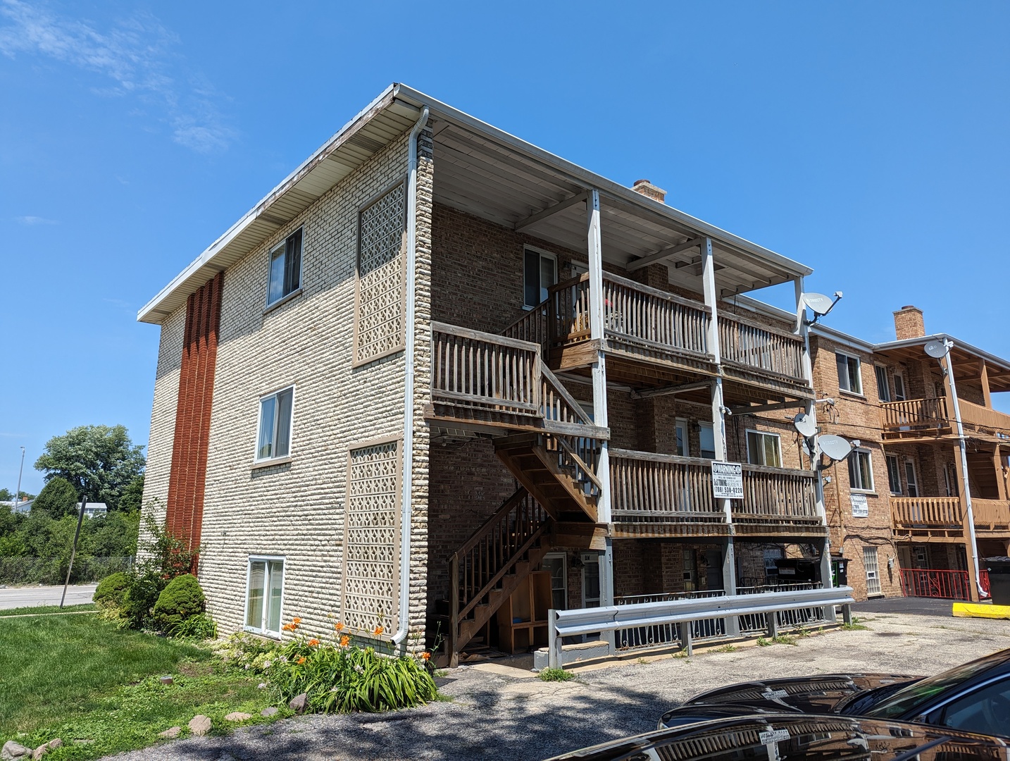 1526 Bataan Drive Broadview, IL 60155 - Photo 4 of 4 a front view of a house with a yard