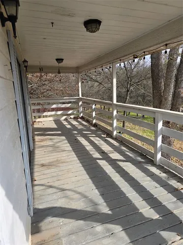 $285,000 | 2240 County Road 2162, Barry, TX 75102