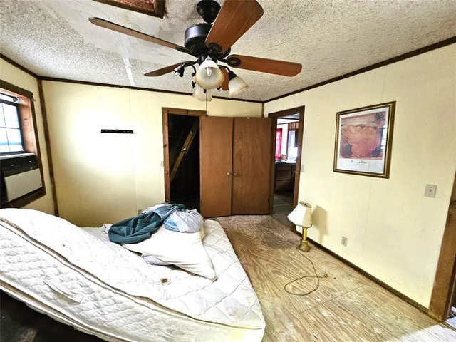 $295,000 | 2240 County Road 2162, Barry, TX 75102