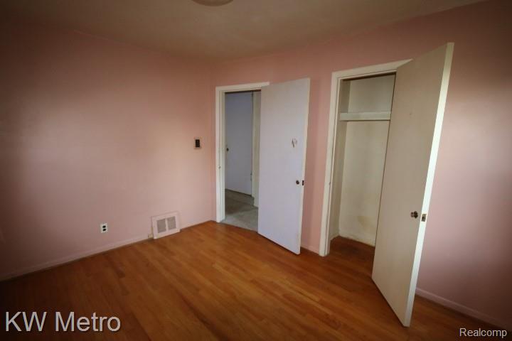 1303 Oakley Road Clawson, MI 48017 - Photo 23 of 30 Main Floor Bedroom # 1 Closet w/Hardwood Floors