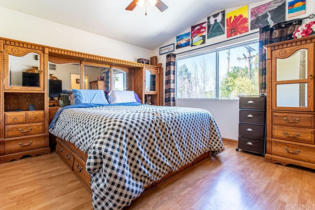 19311 Ackerman Avenue Newhall, CA 91321 - Photo 28 of 67