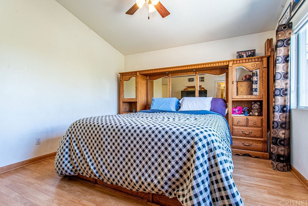 19311 Ackerman Avenue Newhall, CA 91321 - Photo 29 of 67