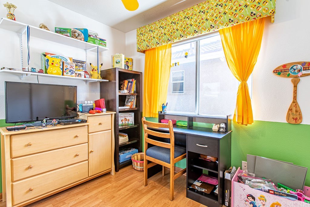 19311 Ackerman Avenue Newhall, CA 91321 - Photo 37 of 67