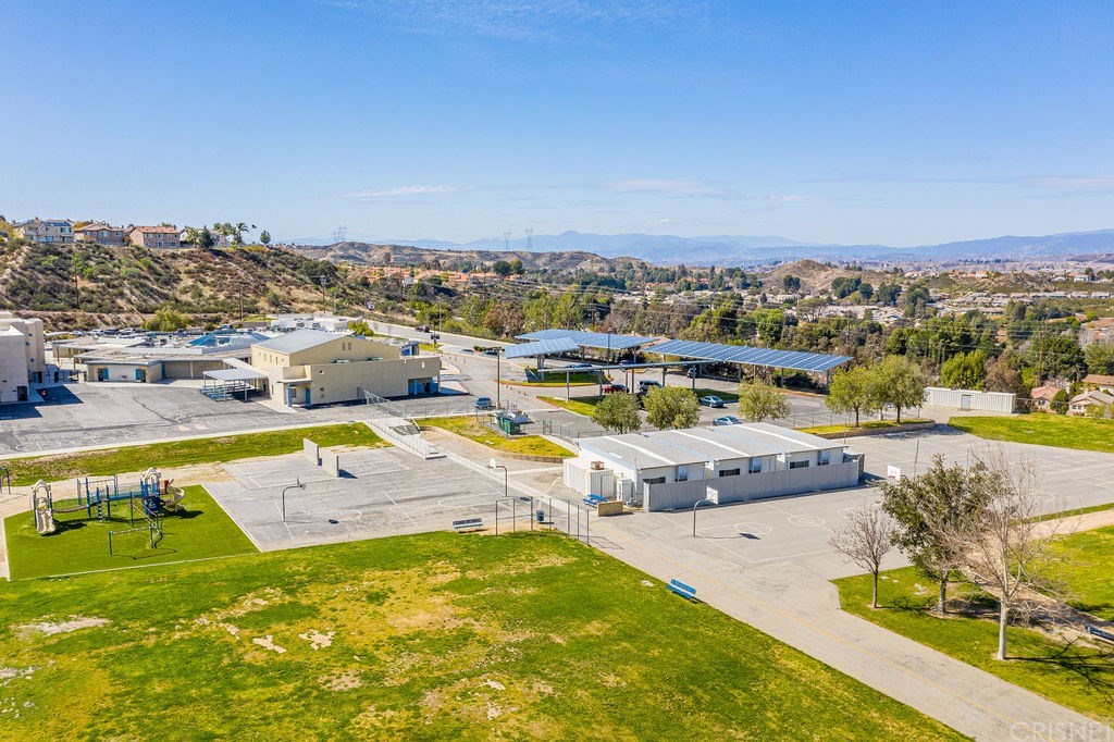 19311 Ackerman Avenue Newhall, CA 91321 - Photo 61 of 67