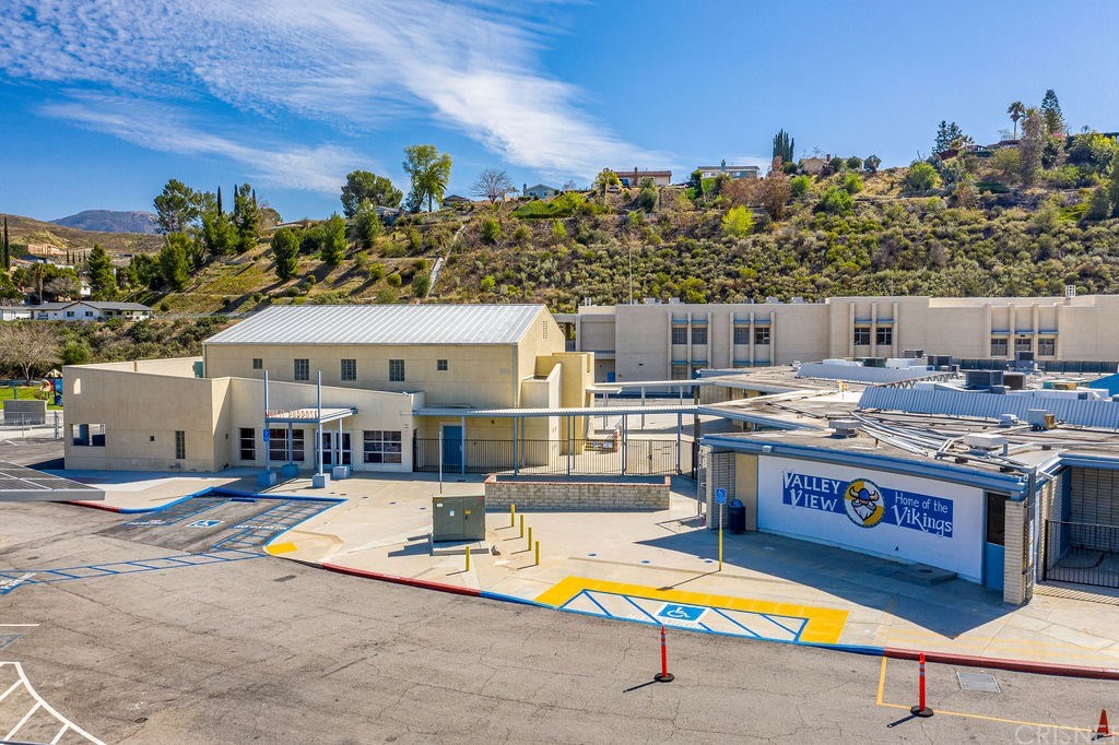 19311 Ackerman Avenue Newhall, CA 91321 - Photo 64 of 67