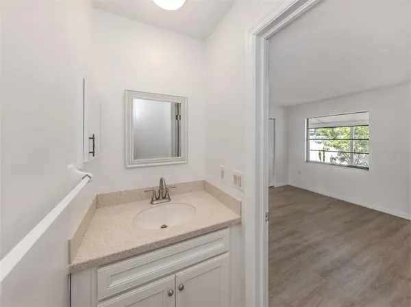 $1,650 | 662 Substation Road, Venice, FL 34285