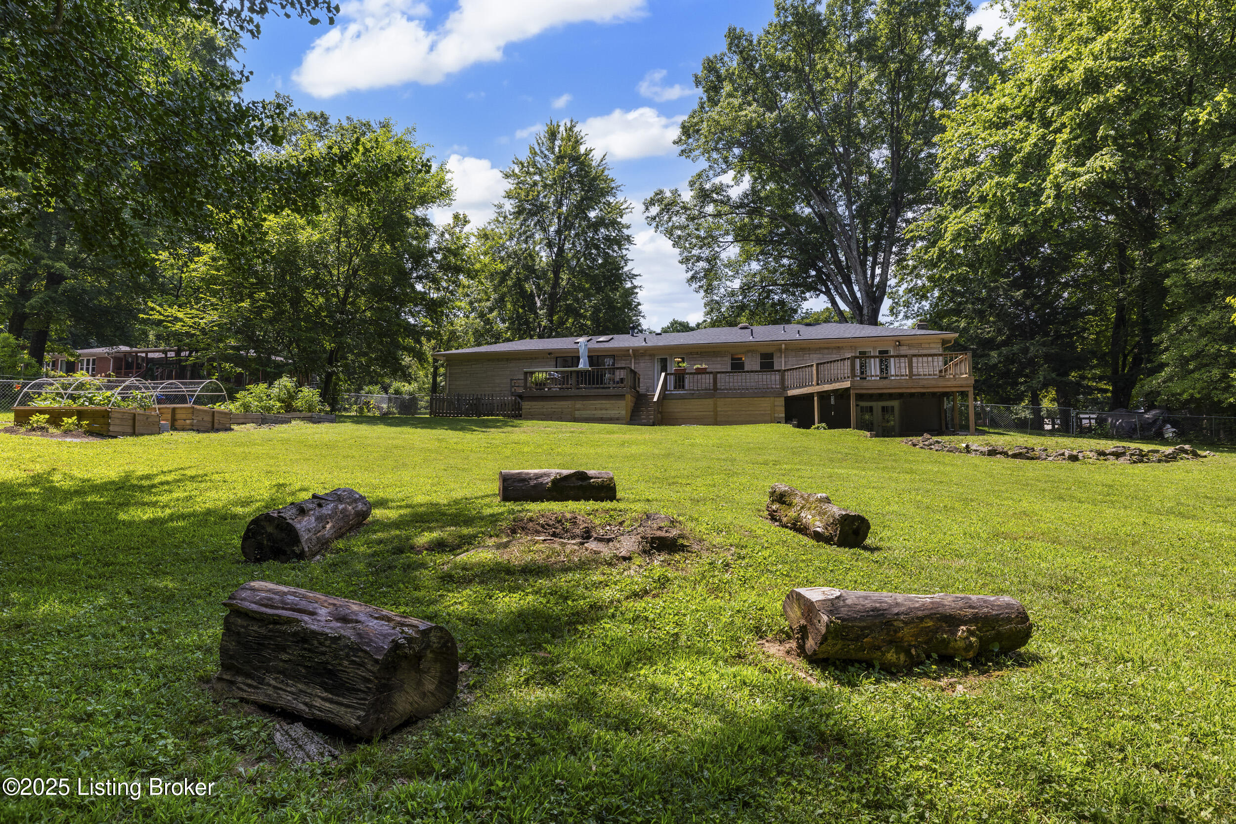 4221 Dolphin Road Louisville, KY 40220 - Photo 52 of 56 Backyard Area
