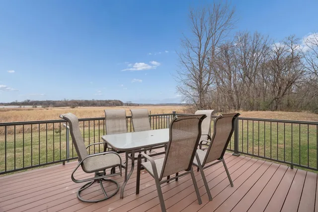 $445,000 | 13198 100th Street, Glencoe, MN 55336