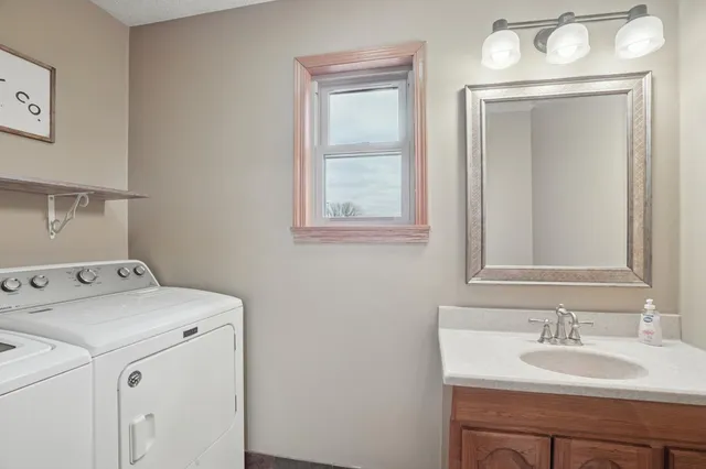 $445,000 | 13198 100th Street, Glencoe, MN 55336