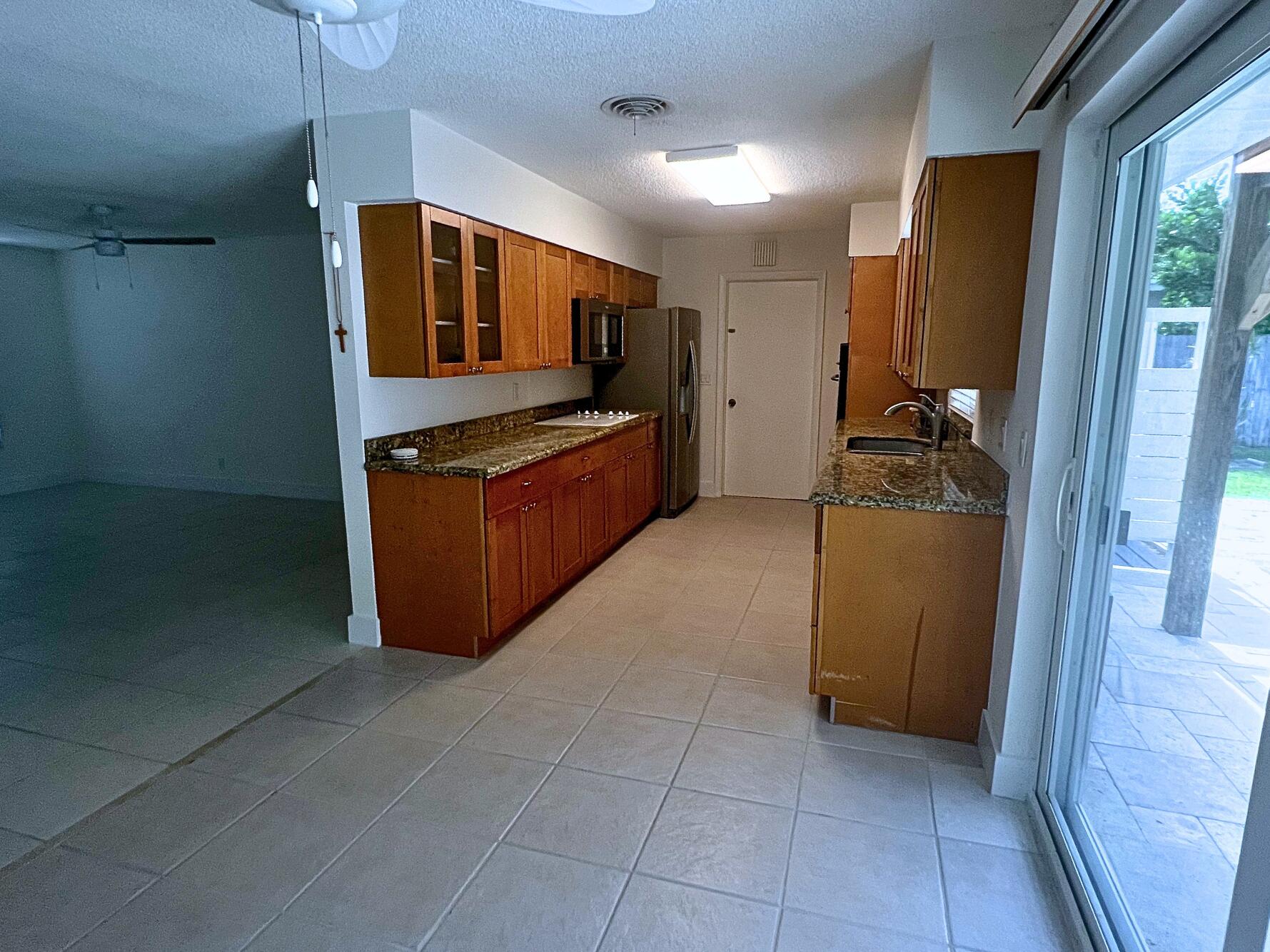 1260 Manor Drive Riviera Beach, FL 33404 - Photo 49 of 56 267
