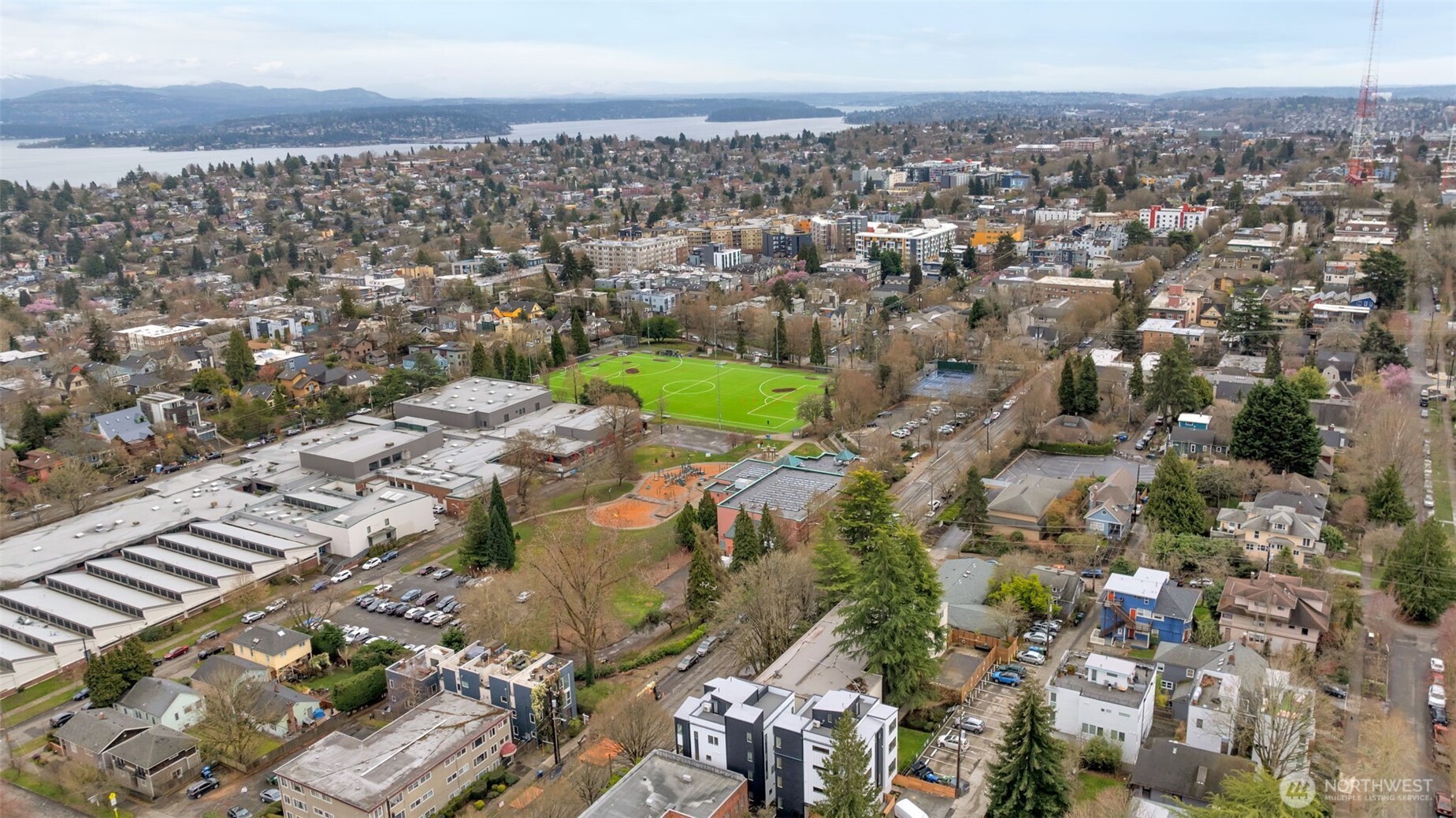 427 19th Avenue East Seattle, WA 98112 - Photo 27 of 30