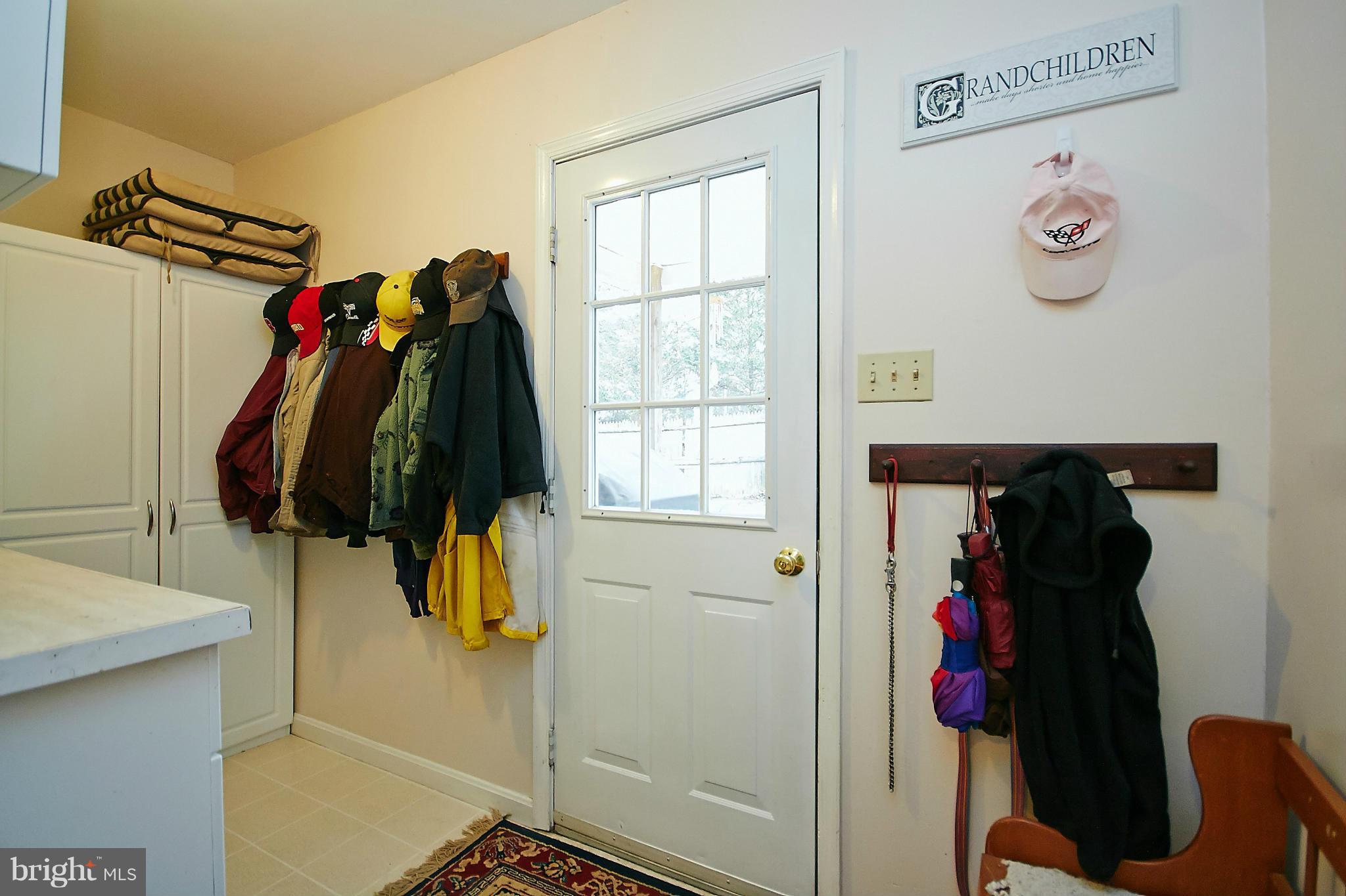 10303 Browns Mill Road Vienna, VA 22182 - Photo 12 of 27 Mudroom