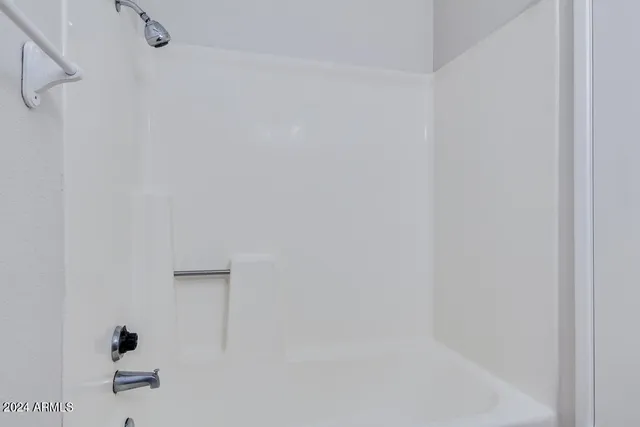 $1,395 | 195 North Cottonwood Street, Unit 14, Chandler, AZ 85225