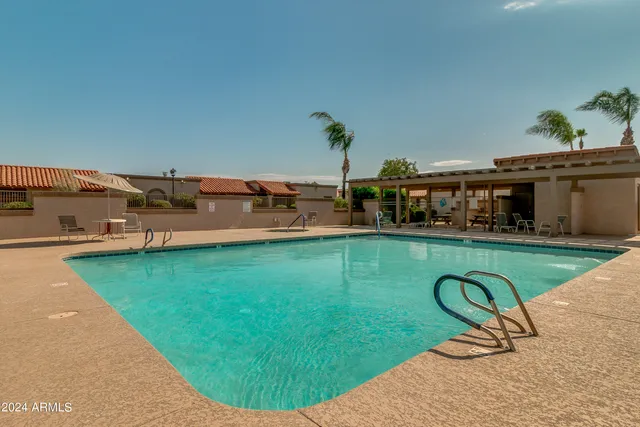 $1,395 | 195 North Cottonwood Street, Unit 14, Chandler, AZ 85225