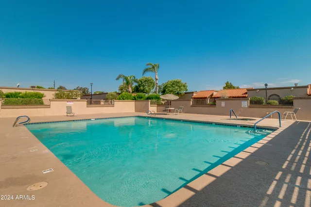 $1,395 | 195 North Cottonwood Street, Unit 14, Chandler, AZ 85225