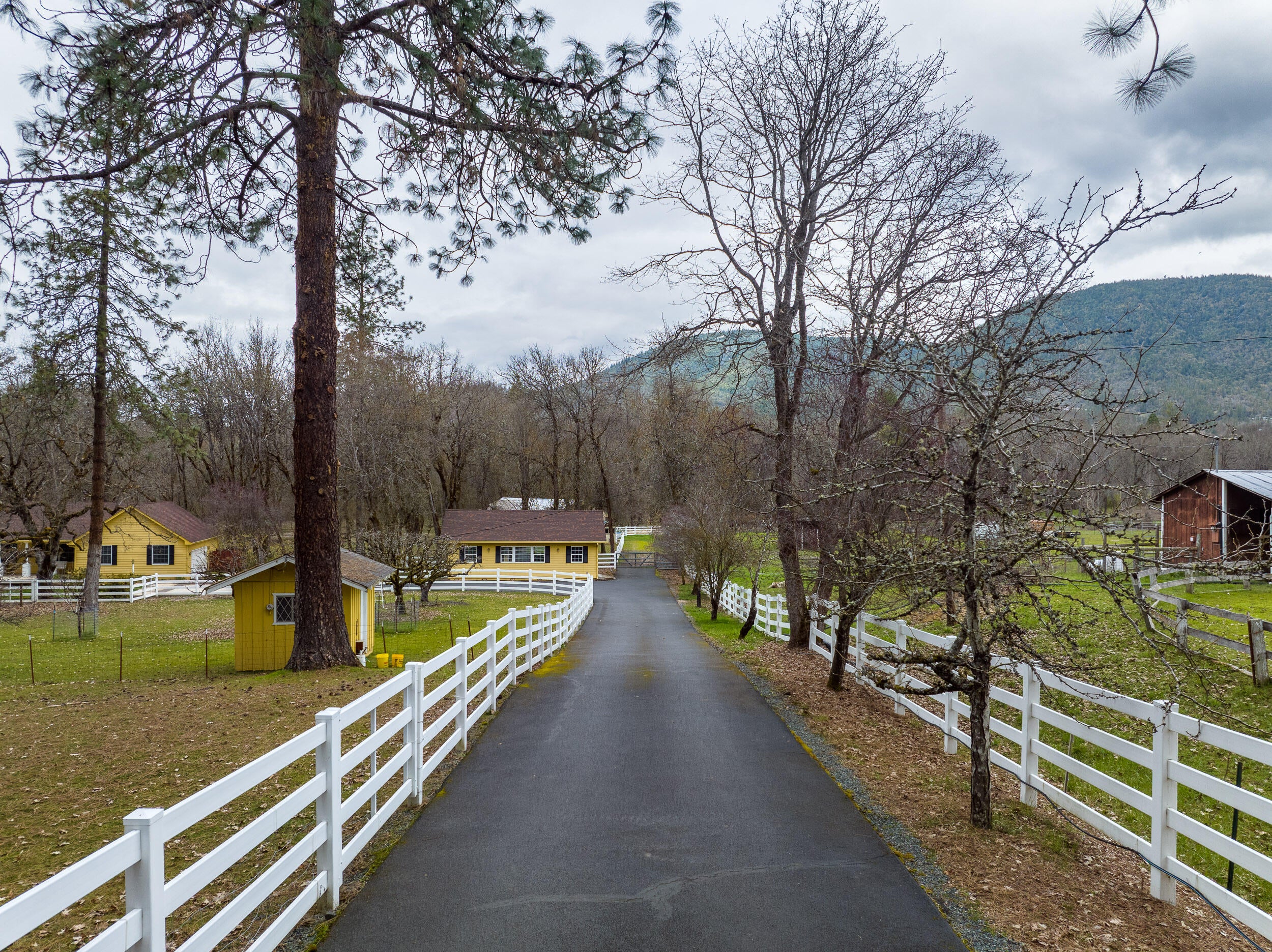 5980 Donaldson Road Grants Pass, OR 97526 - Photo 46 of 48 5980DonaldsonRd-050