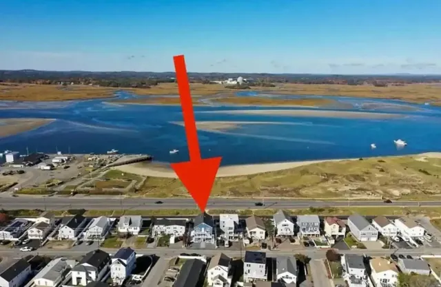 $2,000 | 301 Portsmouth Avenue, Unit 3, Seabrook, NH 03874