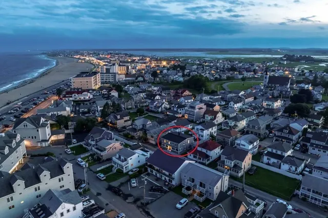 $2,000 | 301 Portsmouth Avenue, Unit 3, Seabrook, NH 03874