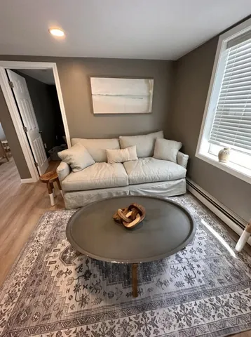 $2,000 | 301 Portsmouth Avenue, Unit 3, Seabrook, NH 03874