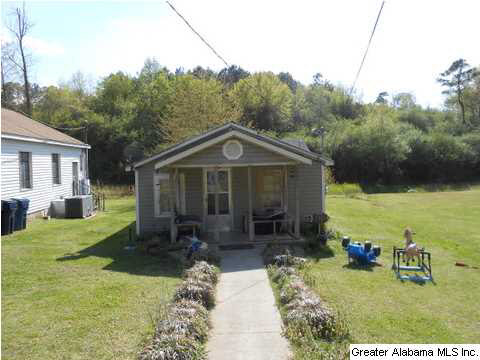 419 E Street Oneonta, AL 35121 - Photo 2 of 2
