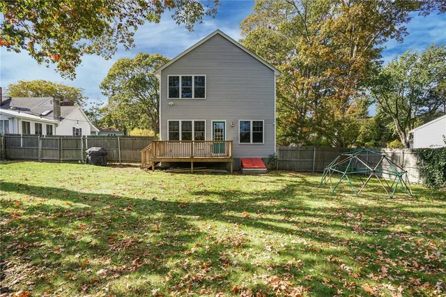 $3,950 | 31 Smith Street, South Kingstown, RI 02879