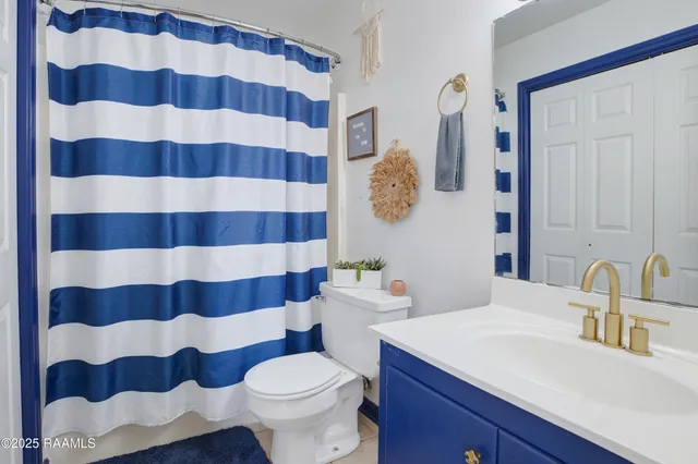 $250,000 | 128 Silver Medal Drive, Lafayette, LA 70506