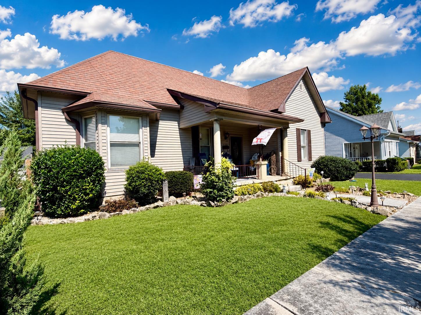 1111 M Street Bedford, IN 47421 - Photo 4 of 49