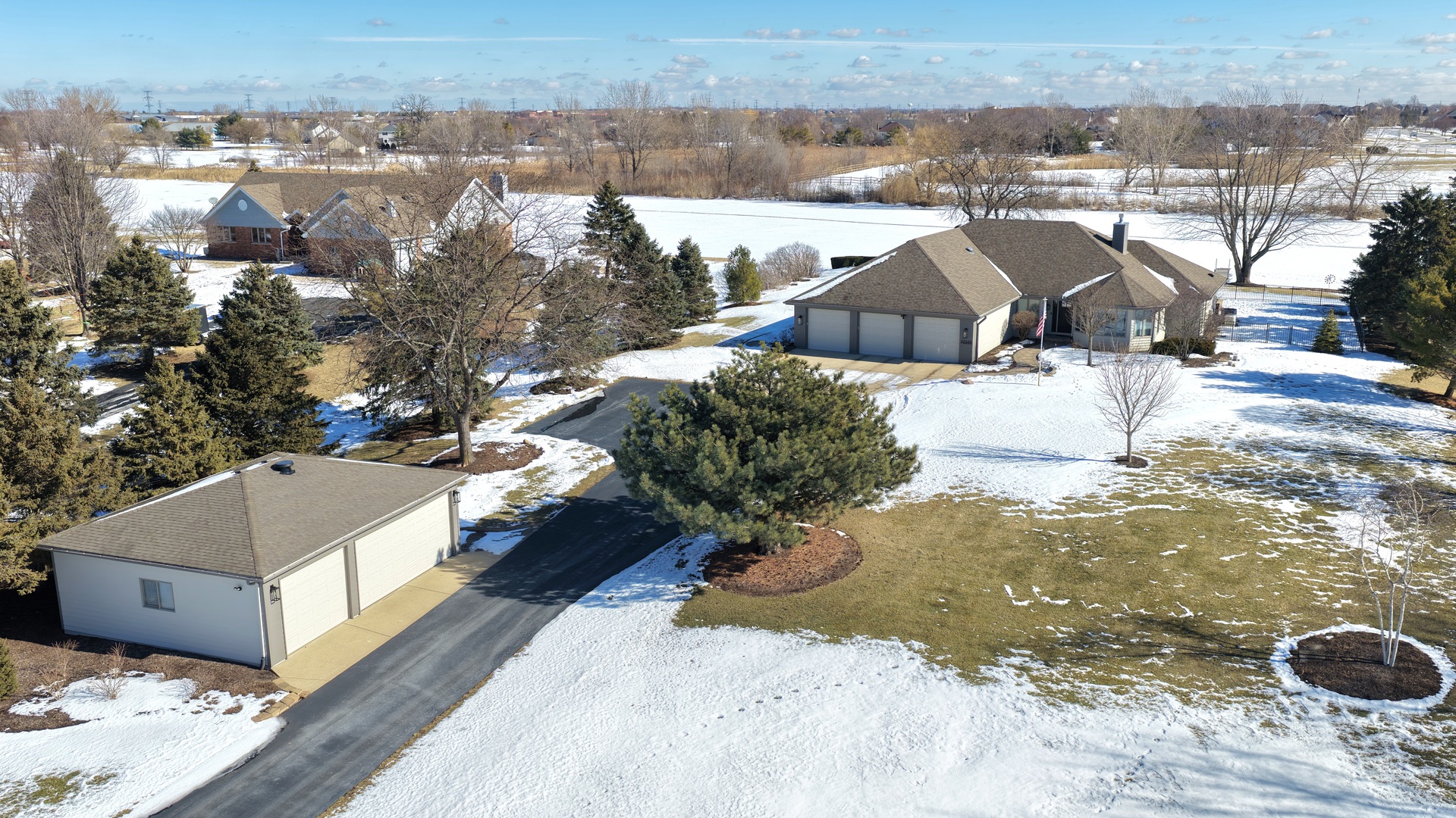 22545 South Spencer Road New Lenox, IL 60451 - Photo 2 of 47 a view of a house with a yard