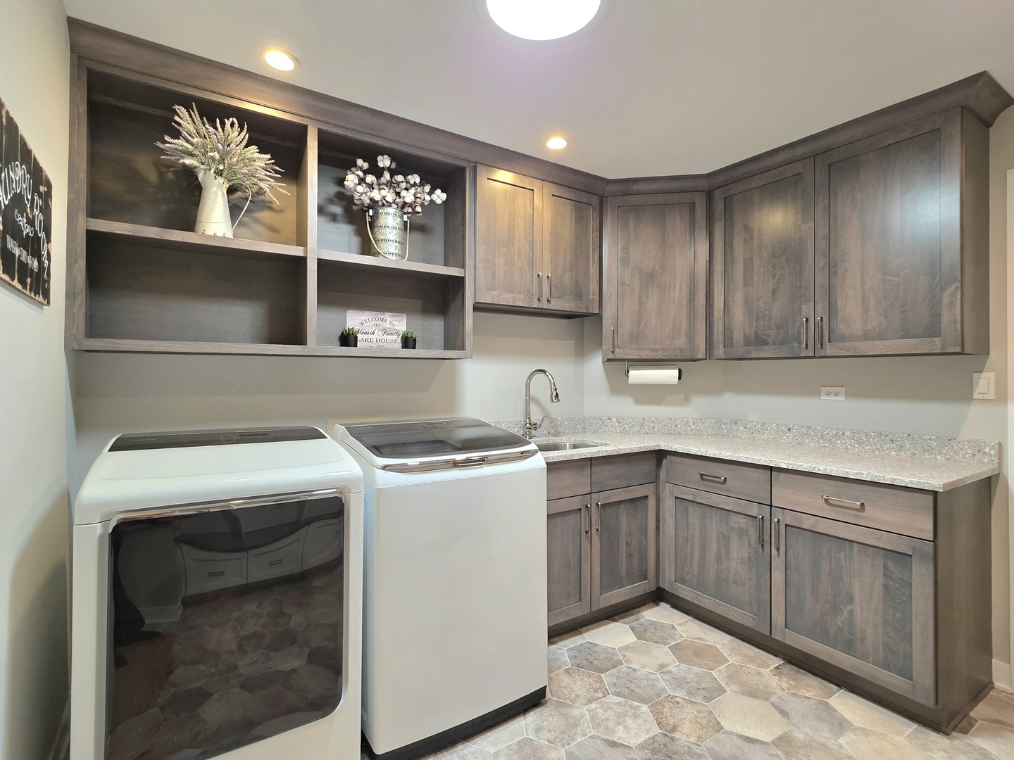 22545 South Spencer Road New Lenox, IL 60451 - Photo 25 of 47 a kitchen with a sink and cabinets