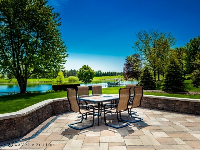 22545 South Spencer Road New Lenox, IL 60451 - Photo 32 of 47 a view of a dining room with a table and chairs