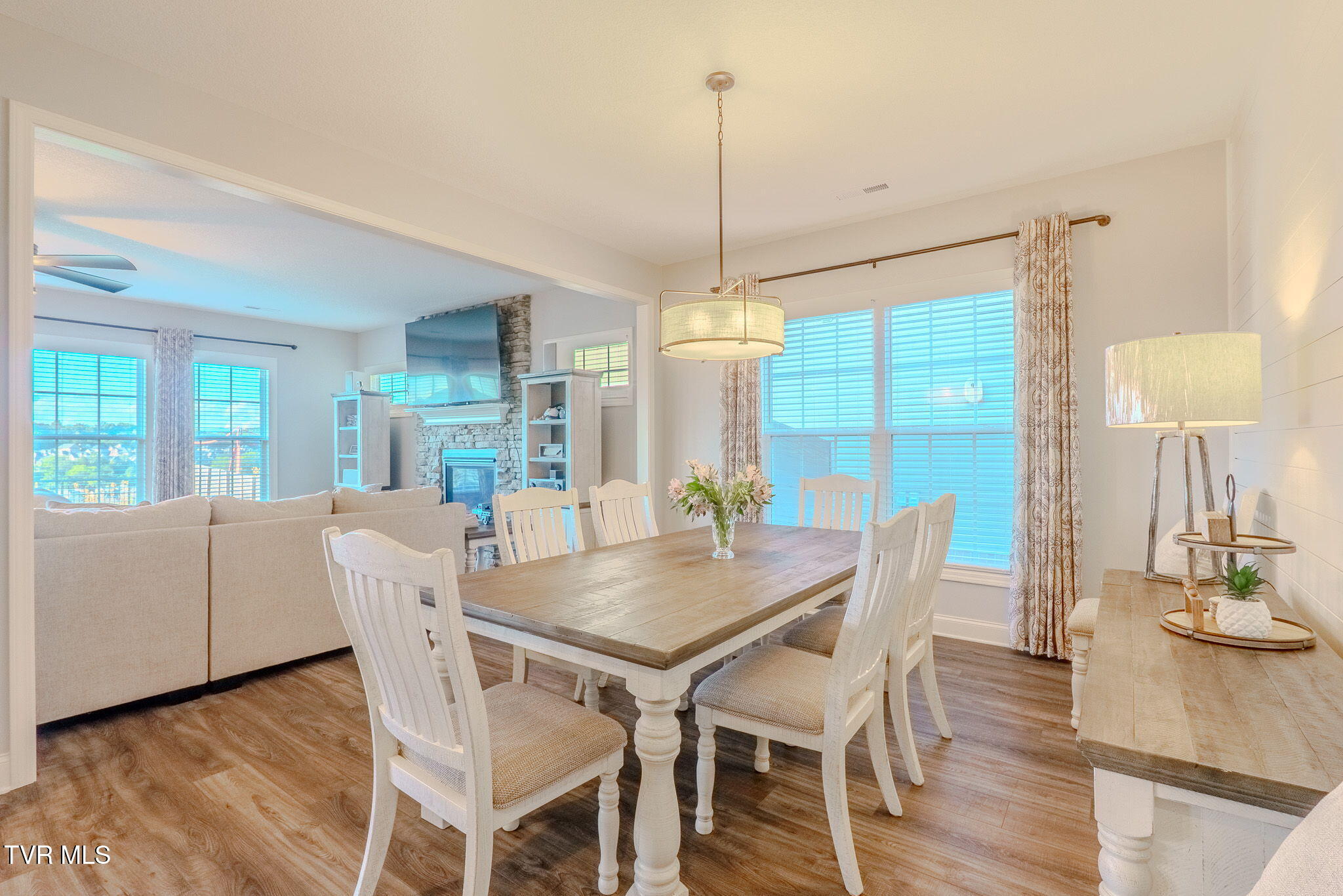 1759 Hickory Reserve Road Knoxville, TN 37932 - Photo 11 of 56 23-web-or-mls-DSC02278-HDR