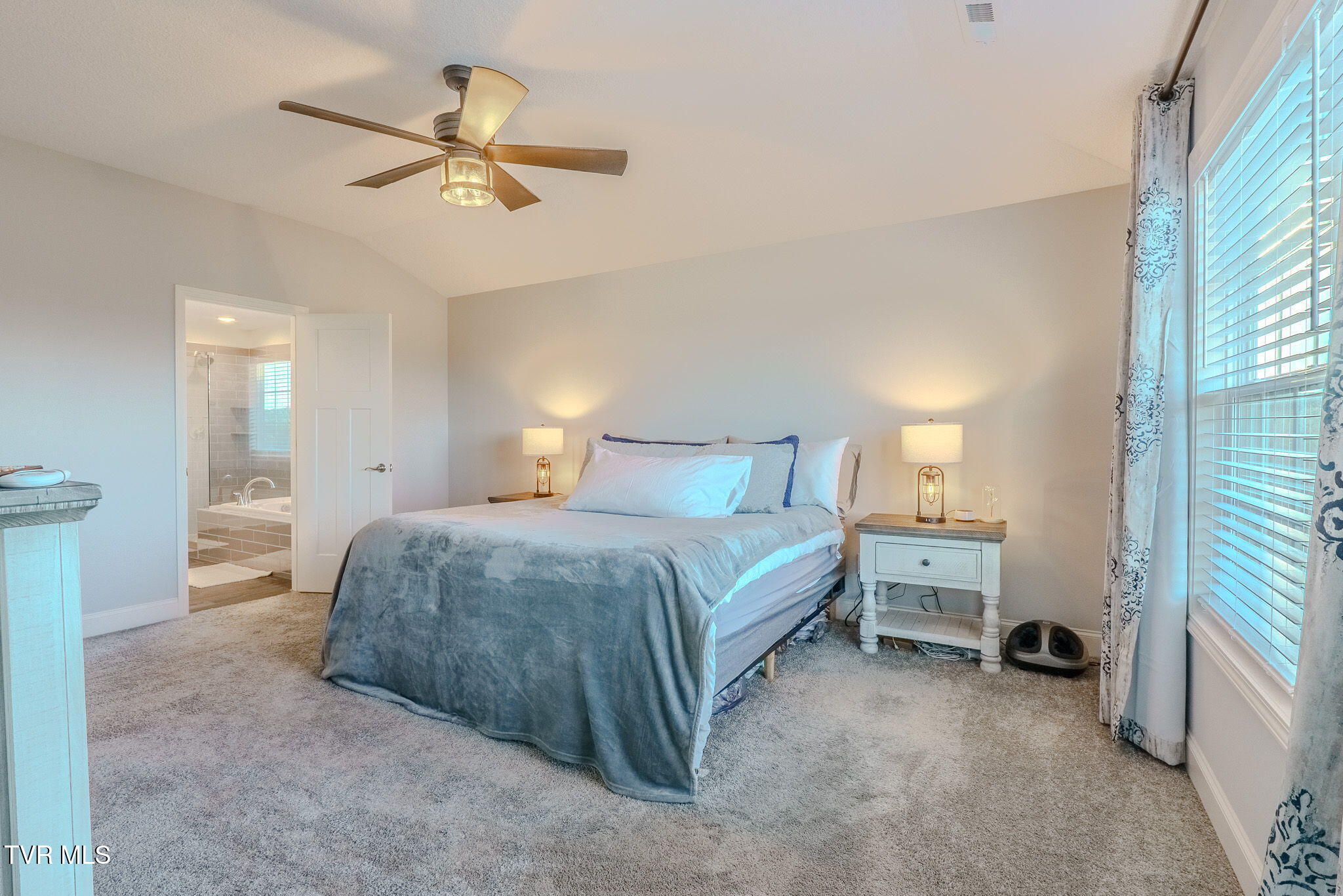 1759 Hickory Reserve Road Knoxville, TN 37932 - Photo 21 of 56 32-web-or-mls-DSC02650-HDR