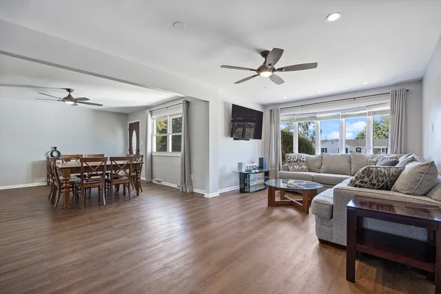 $425,000 | 15911 South Codo Drive, Homer Glen, IL 60491