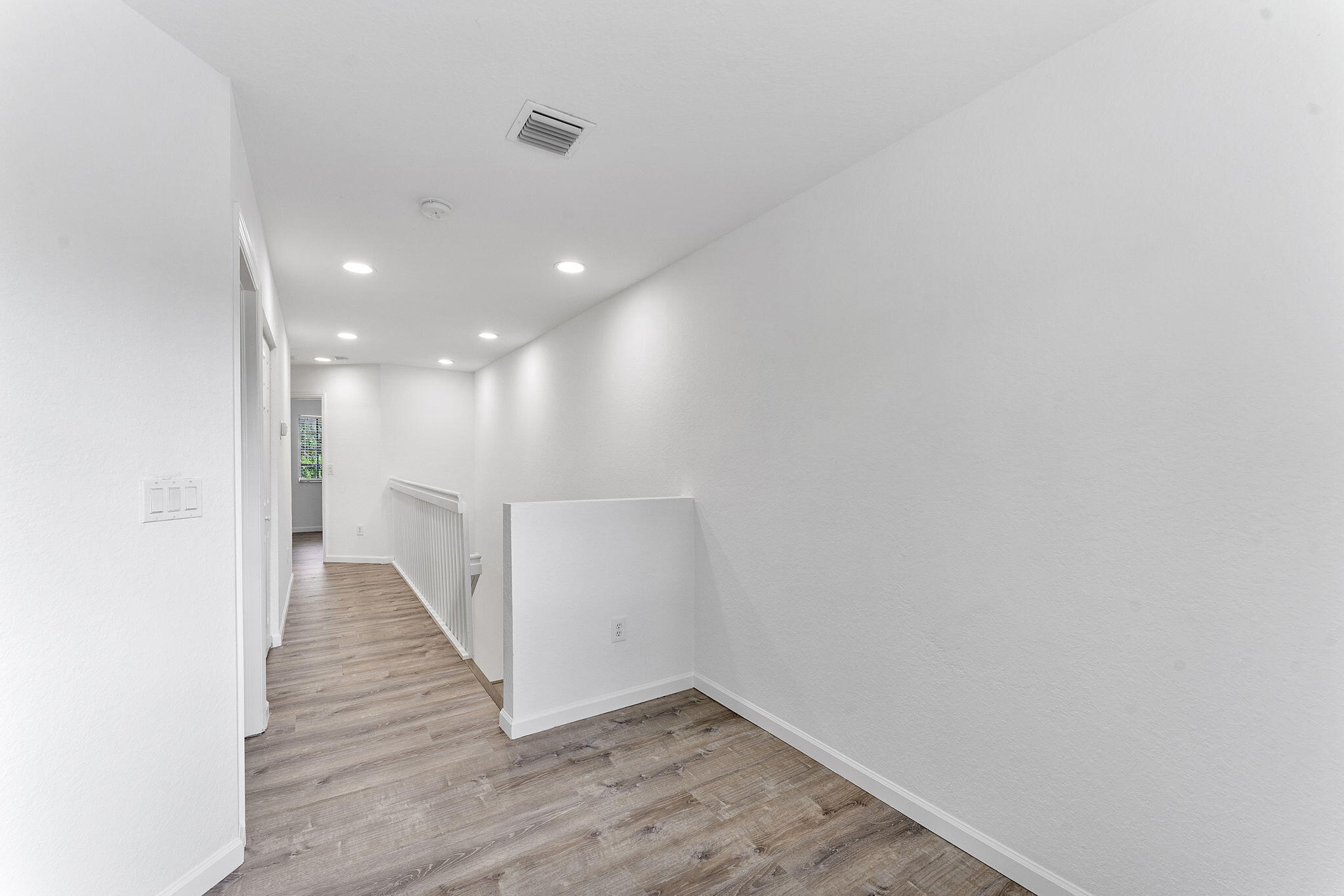 995 Abaco Lane Riviera Beach, FL 33404 - Photo 13 of 34 28-web-or-mls-DSC01494