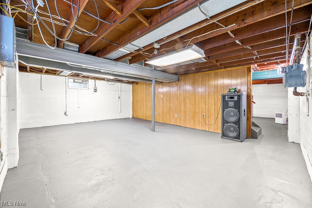 2905 Brunswick Road Youngstown, OH 44511 - Photo 25 of 35 Basement