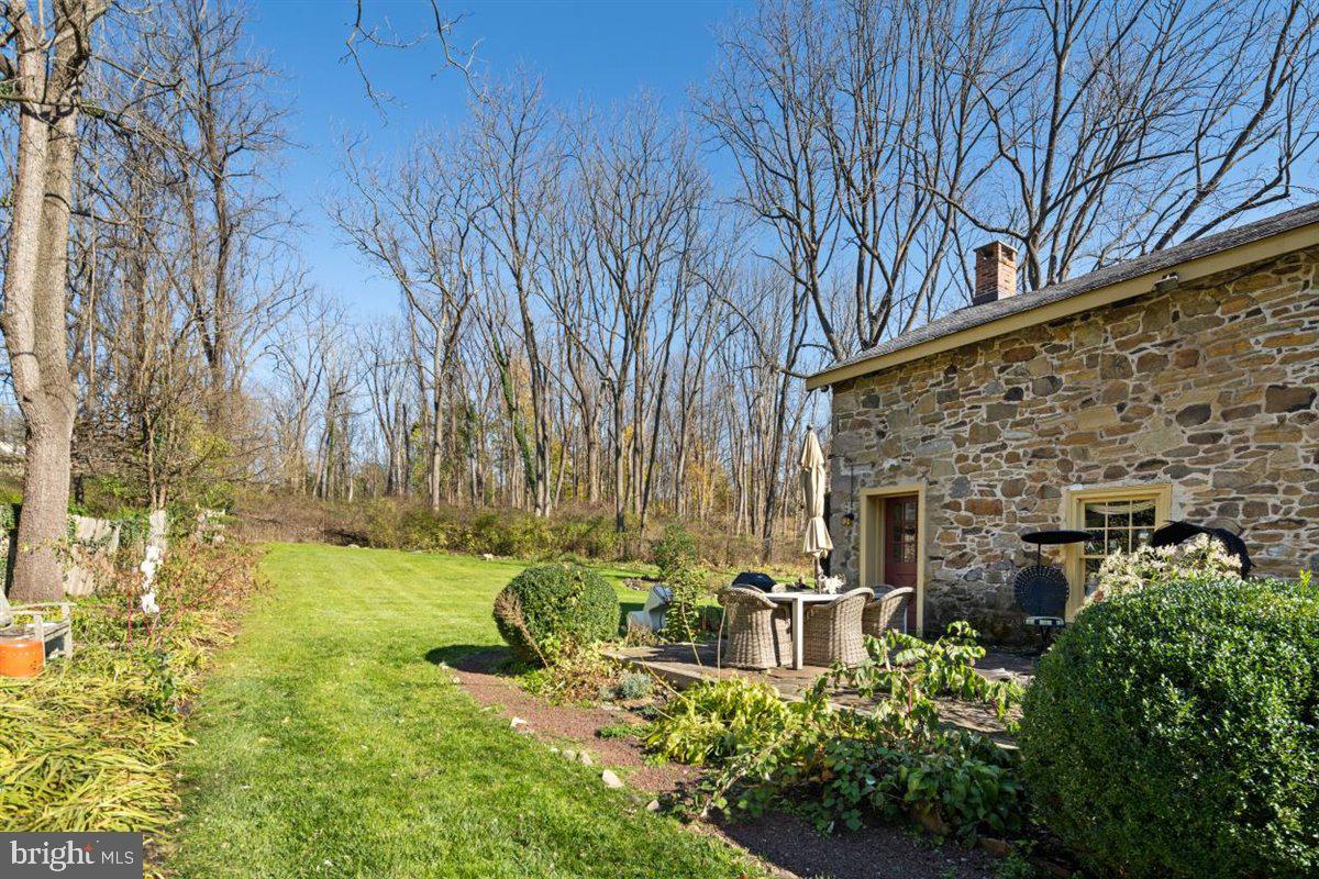 2682 Aquetong Road New Hope, PA 18938 - Photo 24 of 24 Side Yard & Patio