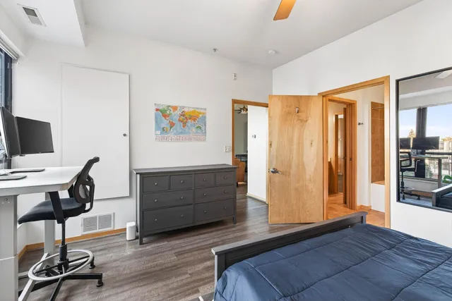 $285,000 | 4525 Park Commons Drive, Unit 217, St. Louis Park, MN 55416