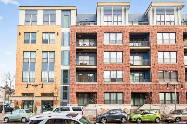 $285,000 | 4525 Park Commons Drive, Unit 217, St. Louis Park, MN 55416