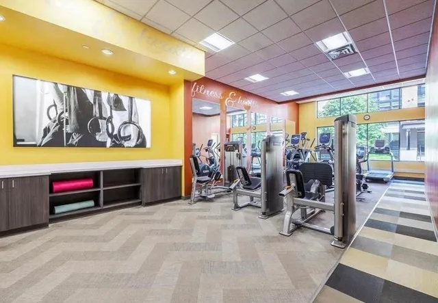 $285,000 | 4525 Park Commons Drive, Unit 217, St. Louis Park, MN 55416