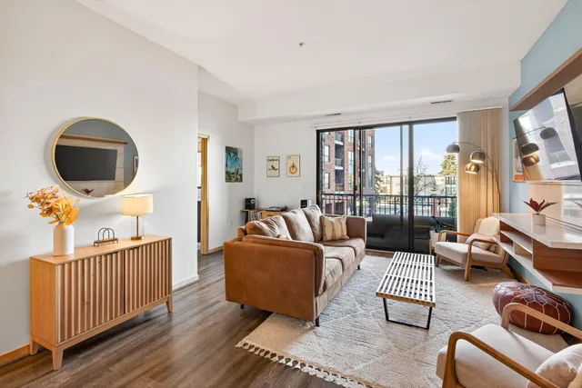 $285,000 | 4525 Park Commons Drive, Unit 217, St. Louis Park, MN 55416