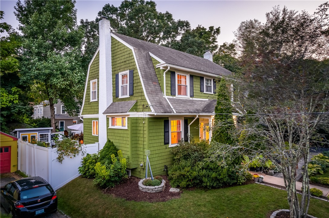 335 Rochambeau Avenue Providence, RI 02906 - Photo 3 of 44 Front