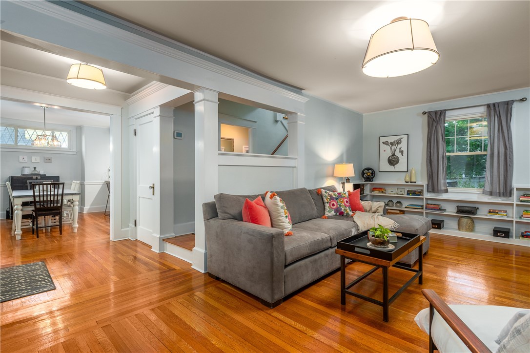 335 Rochambeau Avenue Providence, RI 02906 - Photo 9 of 44 Gallery Image 9