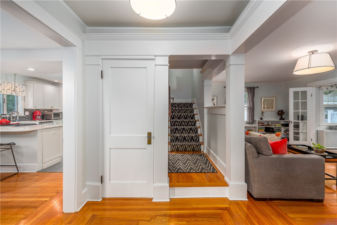 335 Rochambeau Avenue Providence, RI 02906 - Photo 10 of 44 Gallery Image 10