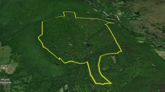 $2,999,900 | 7667 Hickory Bottom Road, Naples, NY 14512