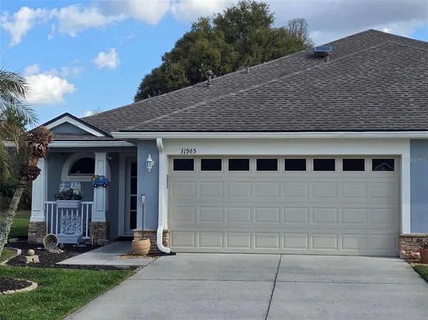 $295,000 | 31965 Stillmeadow Drive, Wesley Chapel, FL 33543