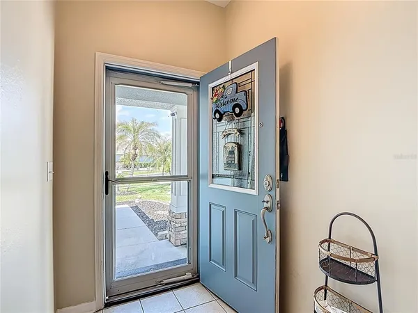 $295,000 | 31965 Stillmeadow Drive, Wesley Chapel, FL 33543