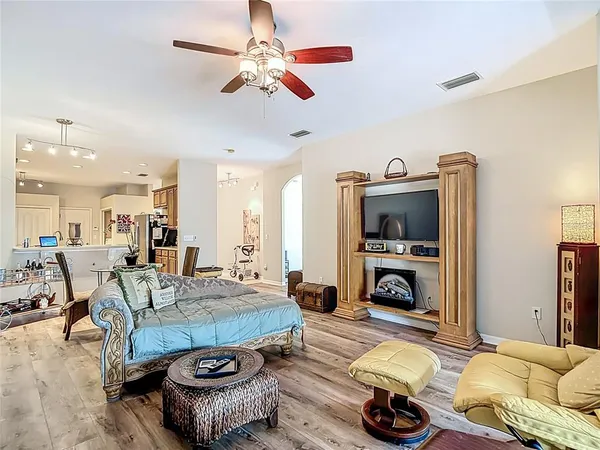 $295,000 | 31965 Stillmeadow Drive, Wesley Chapel, FL 33543