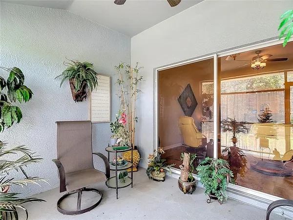 $295,000 | 31965 Stillmeadow Drive, Wesley Chapel, FL 33543